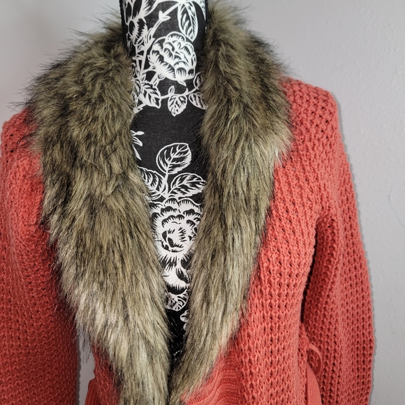 Old Navy belted cardigan - Picture 2 of 8